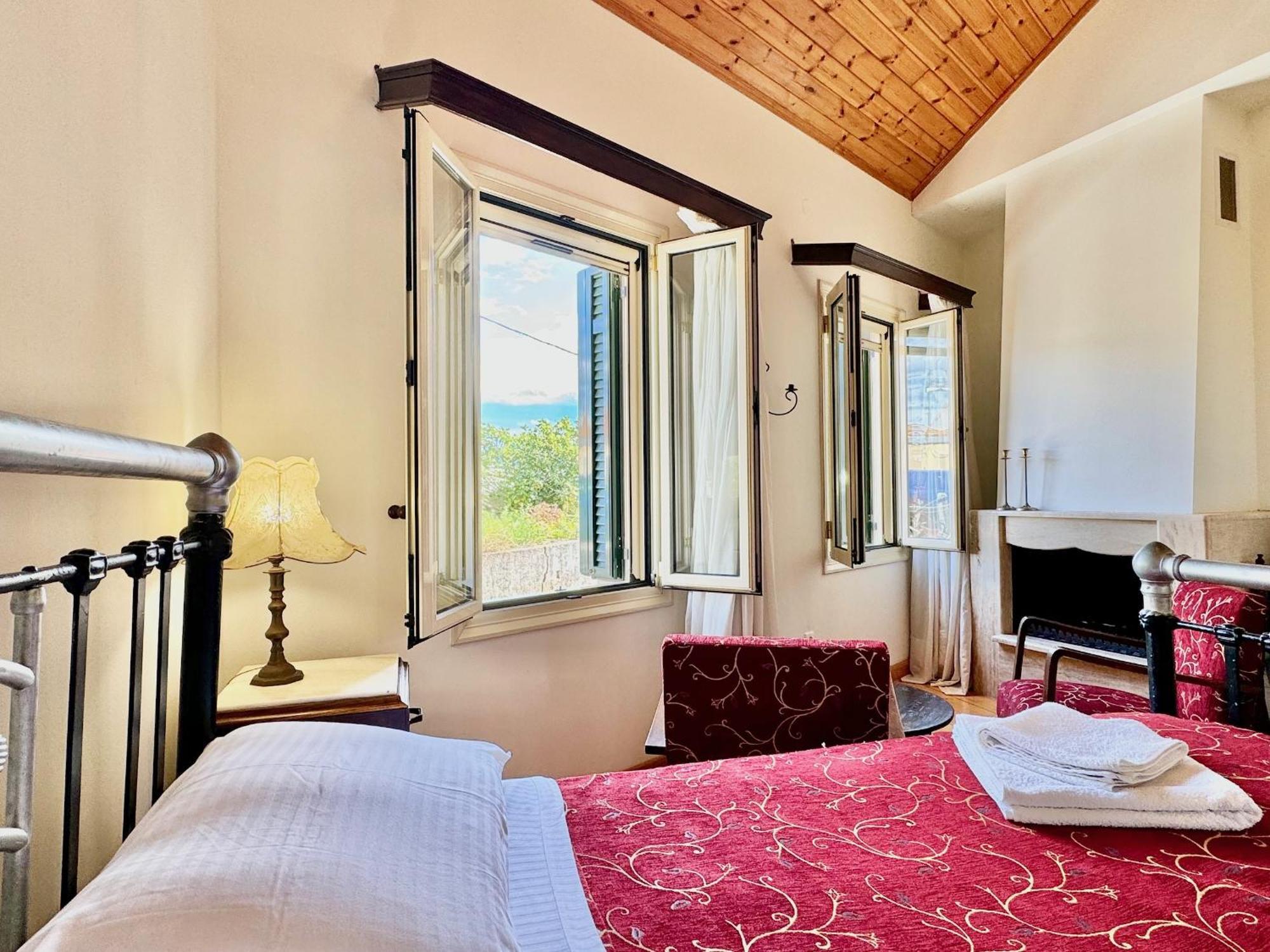 Casa Dolce With Private Plunge Pool By Dadovillas Agrafoi Екстериор снимка